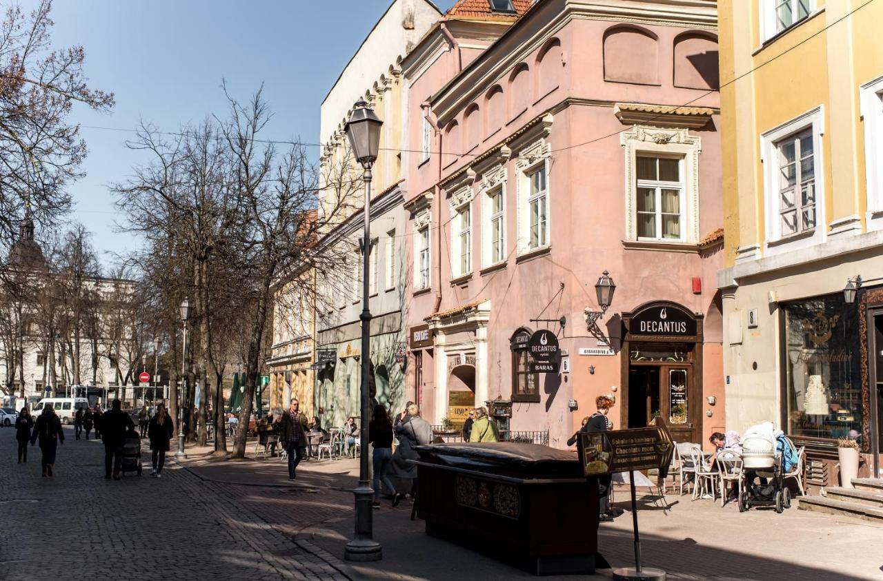 Antique Old Town Studio By Urban Rent Apartment Вилнюс Екстериор снимка