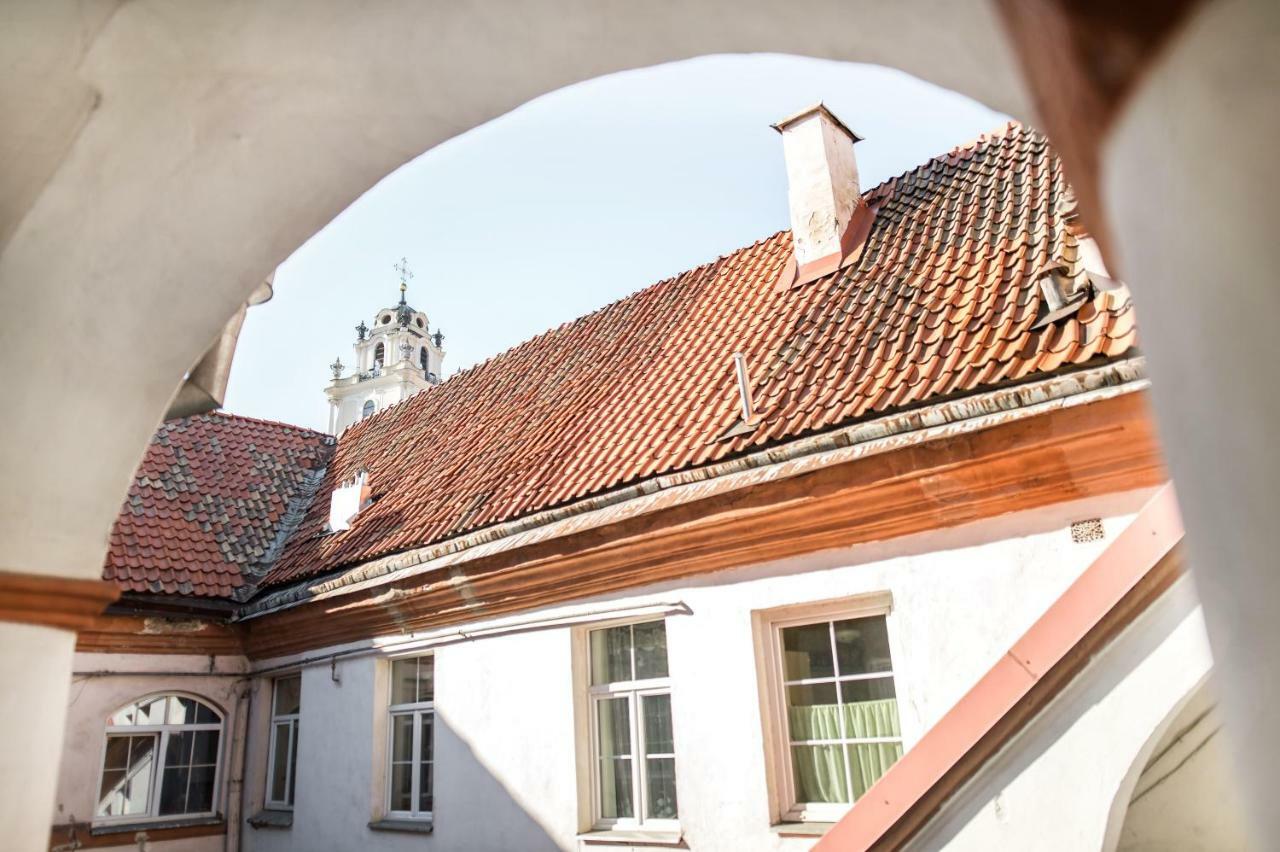 Antique Old Town Studio By Urban Rent Apartment Вилнюс Екстериор снимка